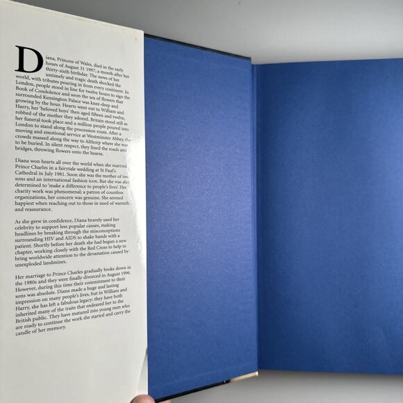 Diana (Unseen Archives) - Hardcover By Alison Gauntlett - Picture 7 of 10